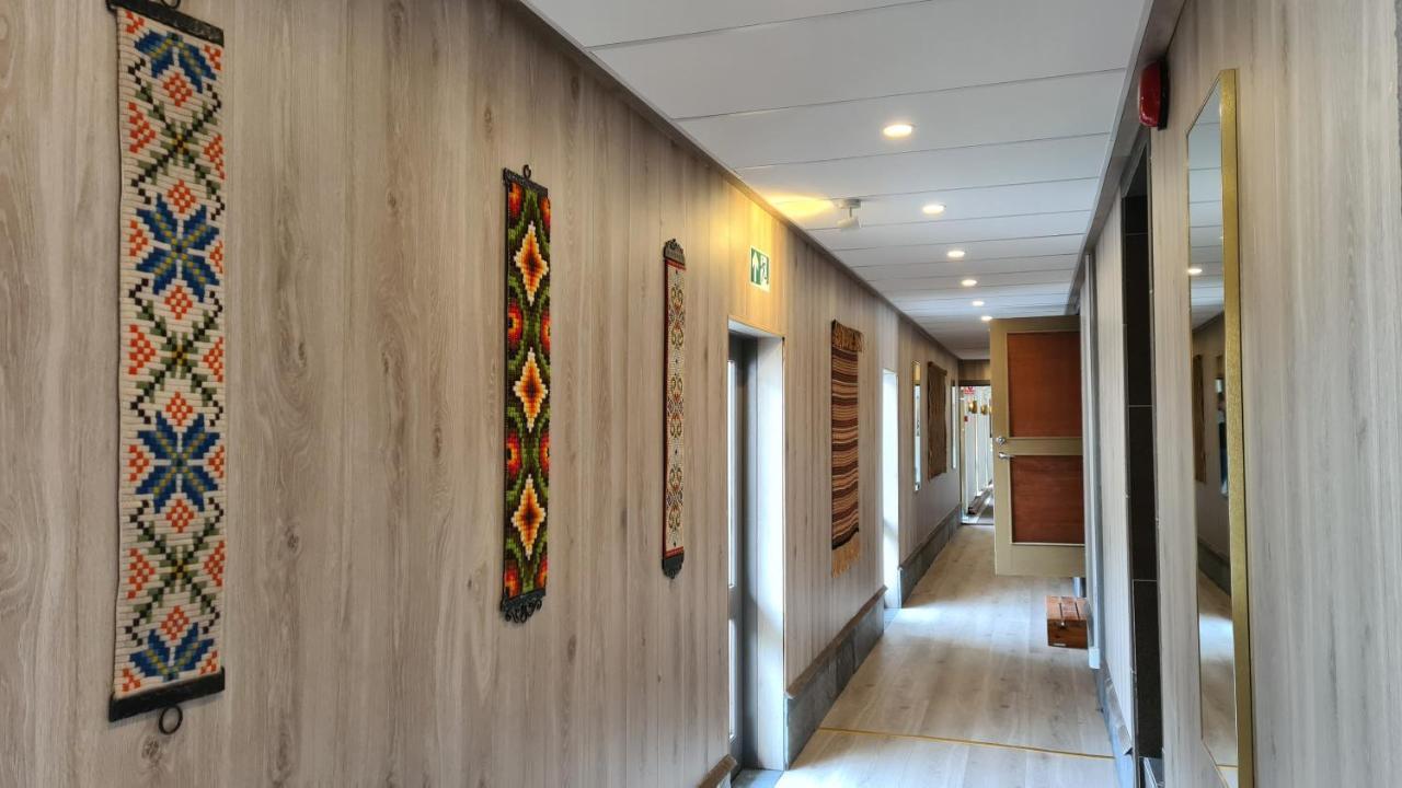 Strand Fjordhotel Ульвик Экстерьер фото