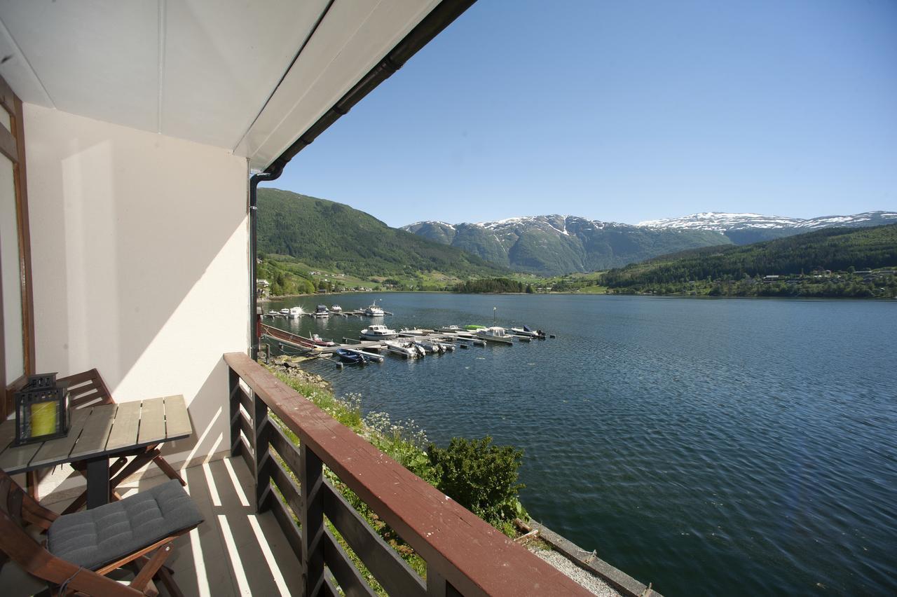 Strand Fjordhotel Ульвик Экстерьер фото